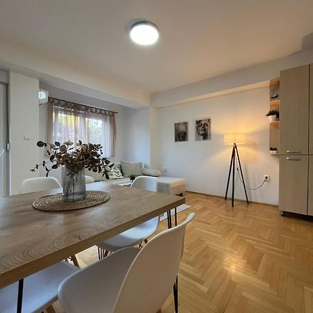 Best Value-Apartment In سكوبجي المظهر الخارجي الصورة