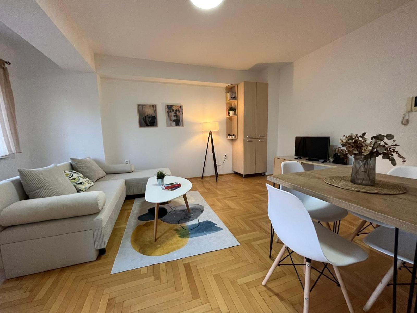 Best Value-Apartment In سكوبجي المظهر الخارجي الصورة
